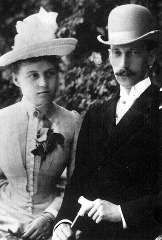 Grand Duke Pavel Alexandrovich with his first wife Princess Alexandra.