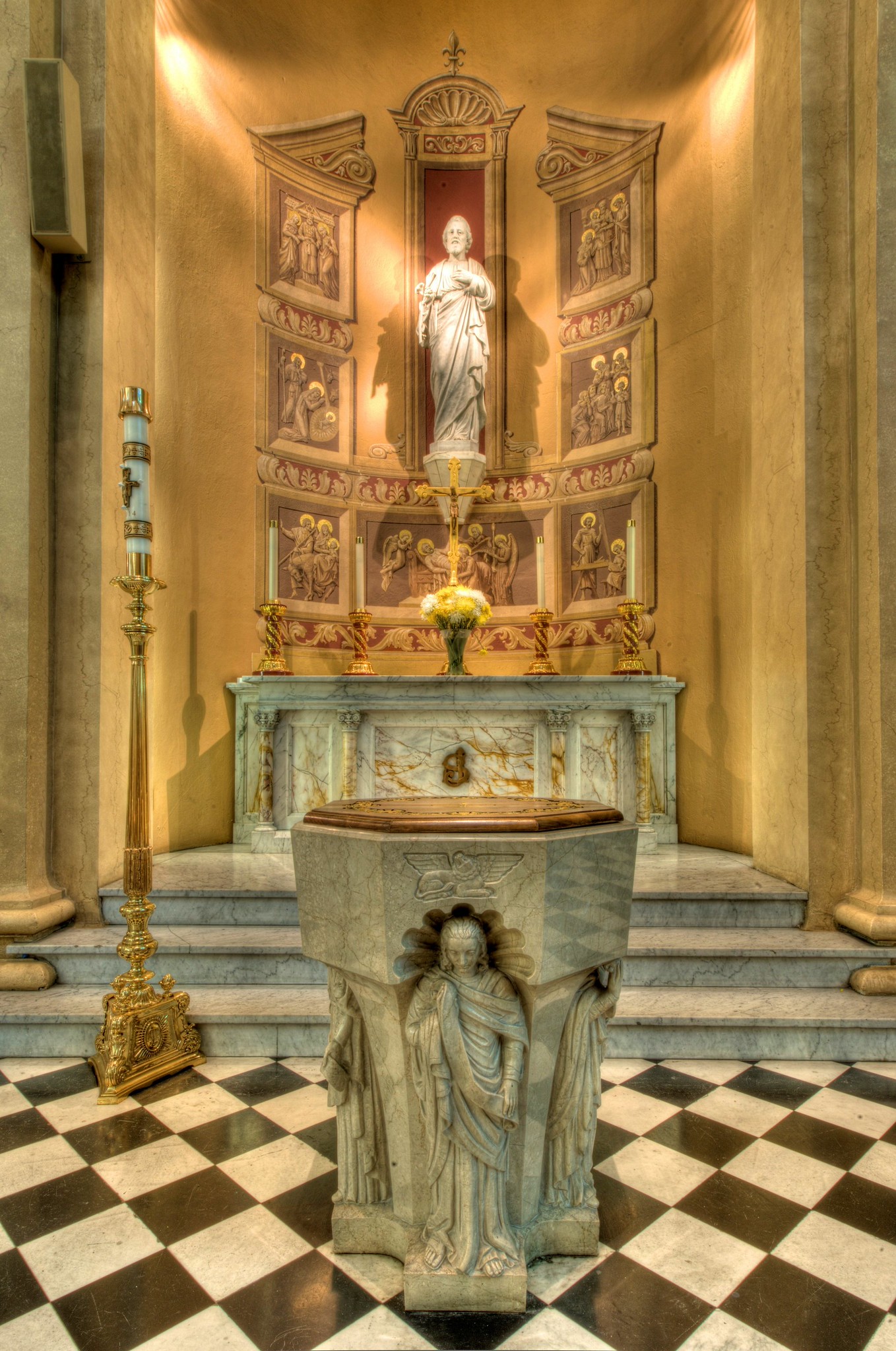 St. Joseph Altar, St. Patrick's Cathedral, Harrisburg Historic District. Credit Bestbudbrian