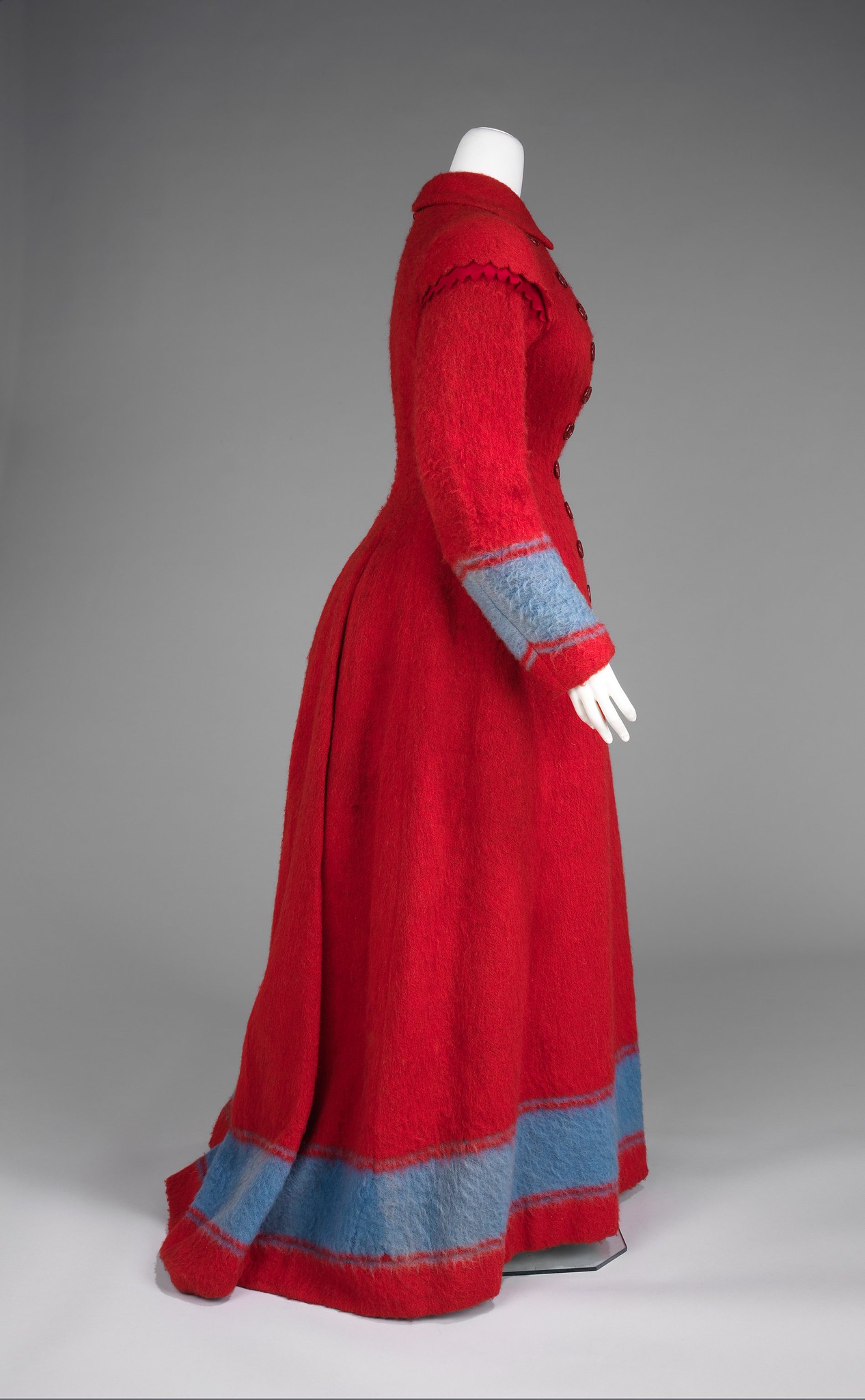 Dressing gown 1885–90 European wool, metmuseum