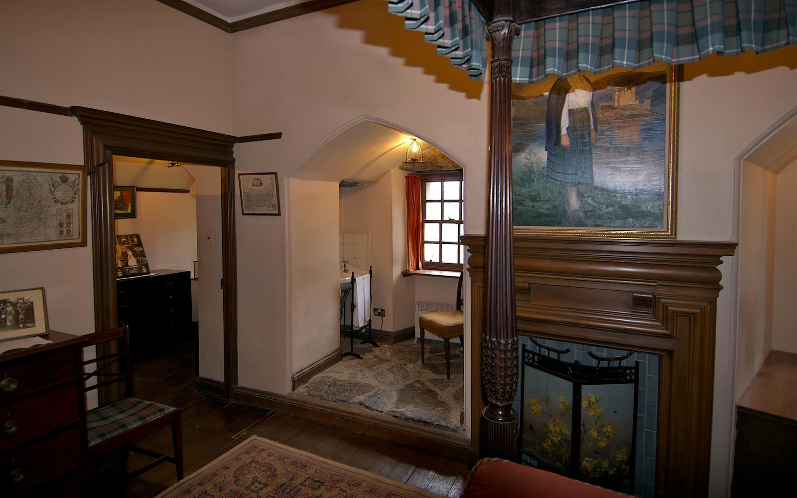 Eilean Donan Castle Ensuite. Credit Bruce MacRae