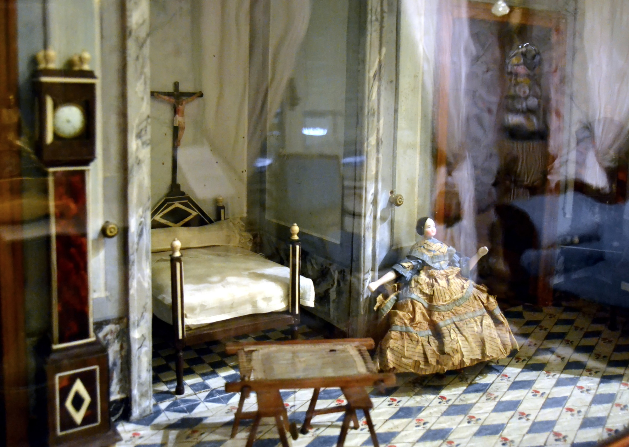 19th-century Dollhouse. Credit Joanbanjo2