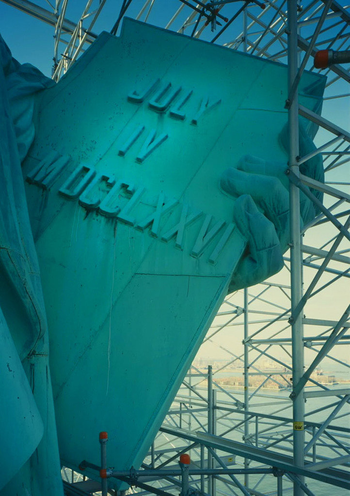 Detail of the tablet with inscription July IV. MDCCLXXVI