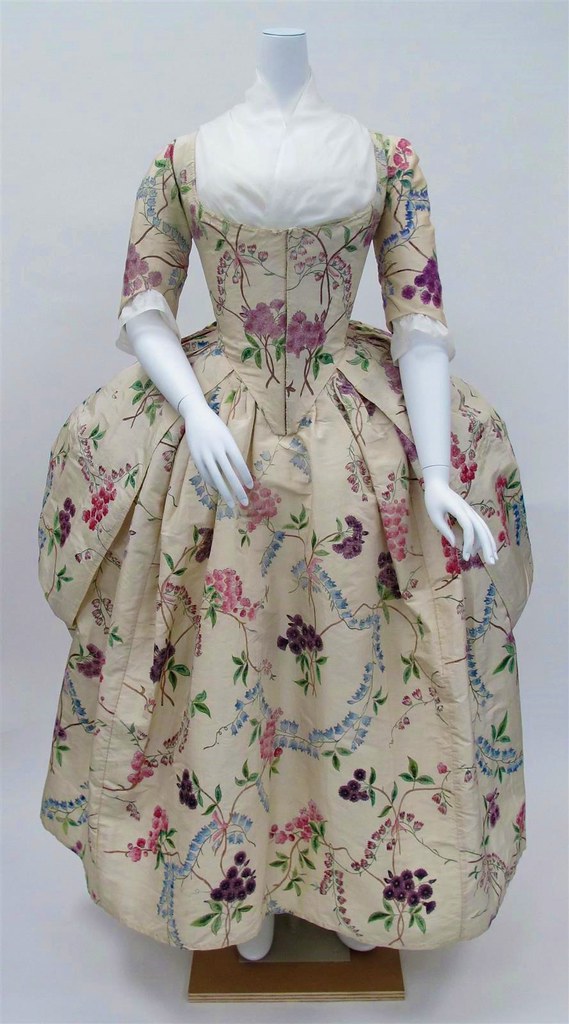 1780 Robe à la Polonaise. French. Silk. metmuseum
