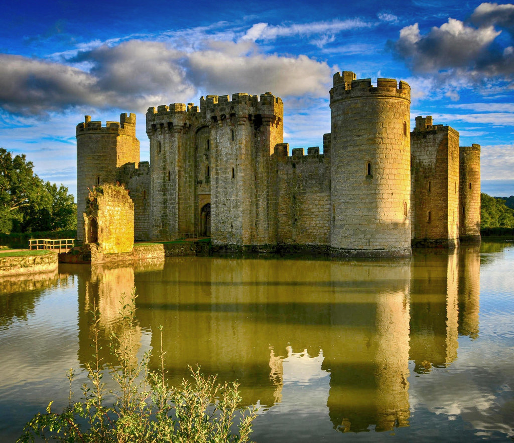 Bodiam Castle, East Sussex. Credit Adrian Farwell