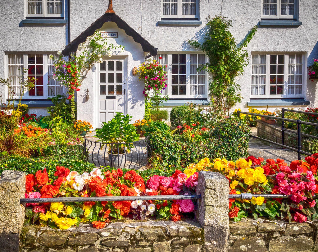 Wits End Cottage, Polperro, Cornwall. Credit Bob Radlinski, flickr