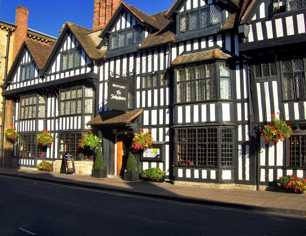 Stratford-upon-Avon. The Shakespeare Hotel. Credit summonedbyfells