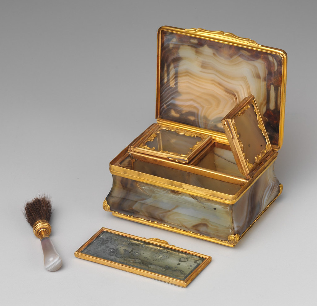 1750. Box for rouge and patches. Gold and platinum. metmuseum