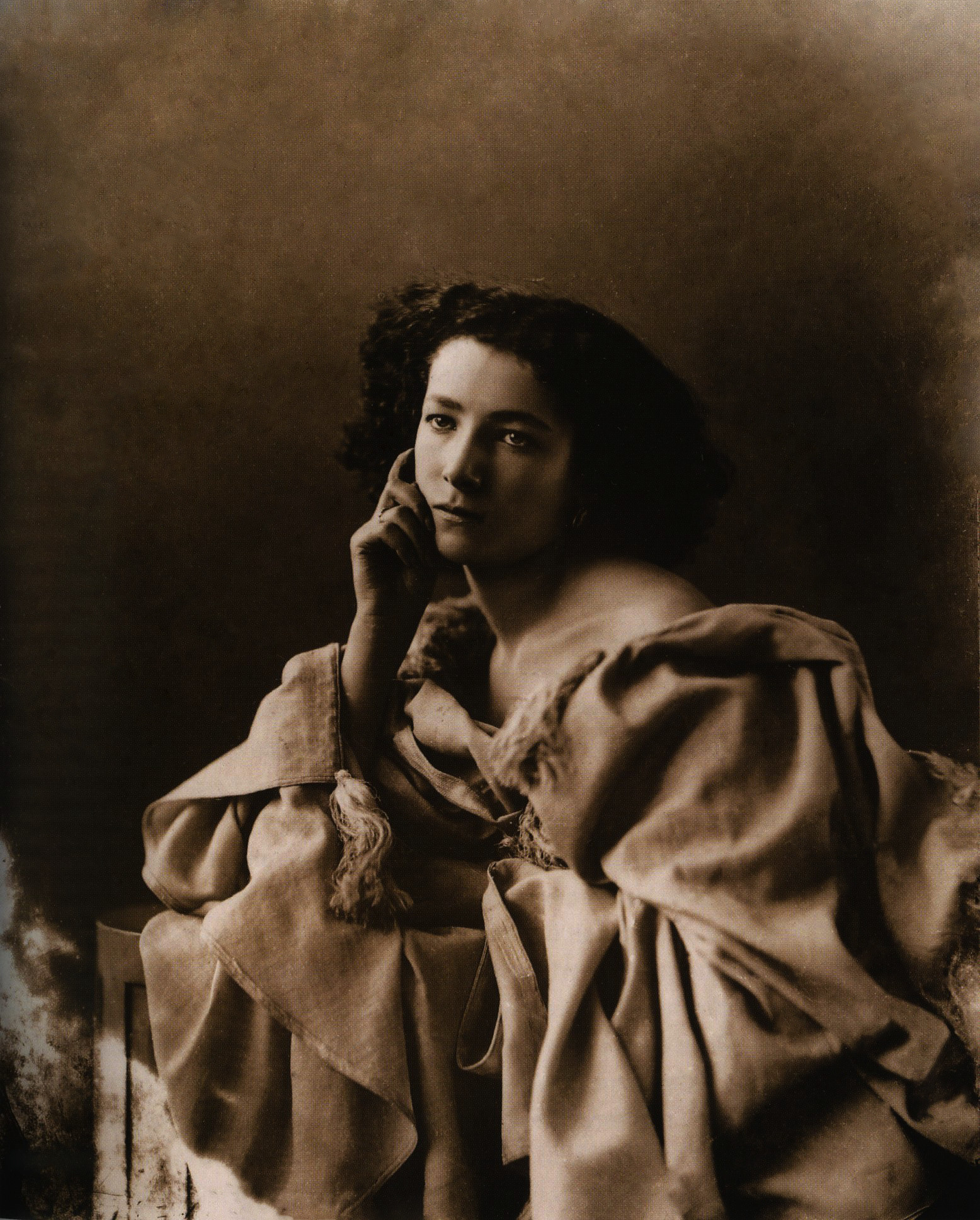 Sarah Bernhardt by Félix Nadar