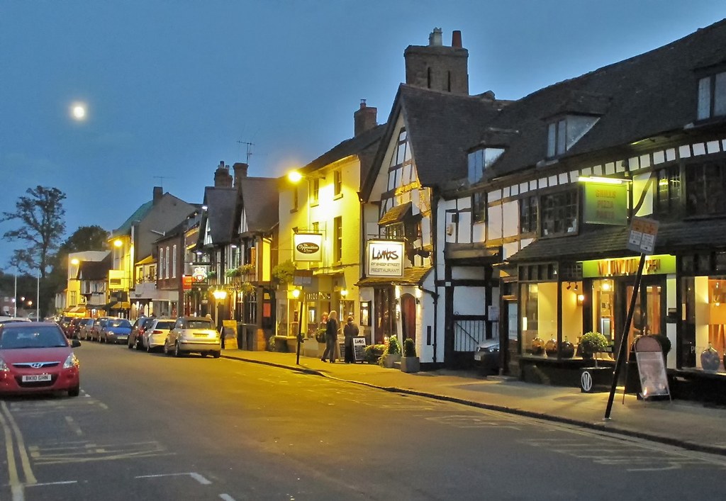 Sheep Street, Stratfrd-upon-Avon. Credit Baz Richardson