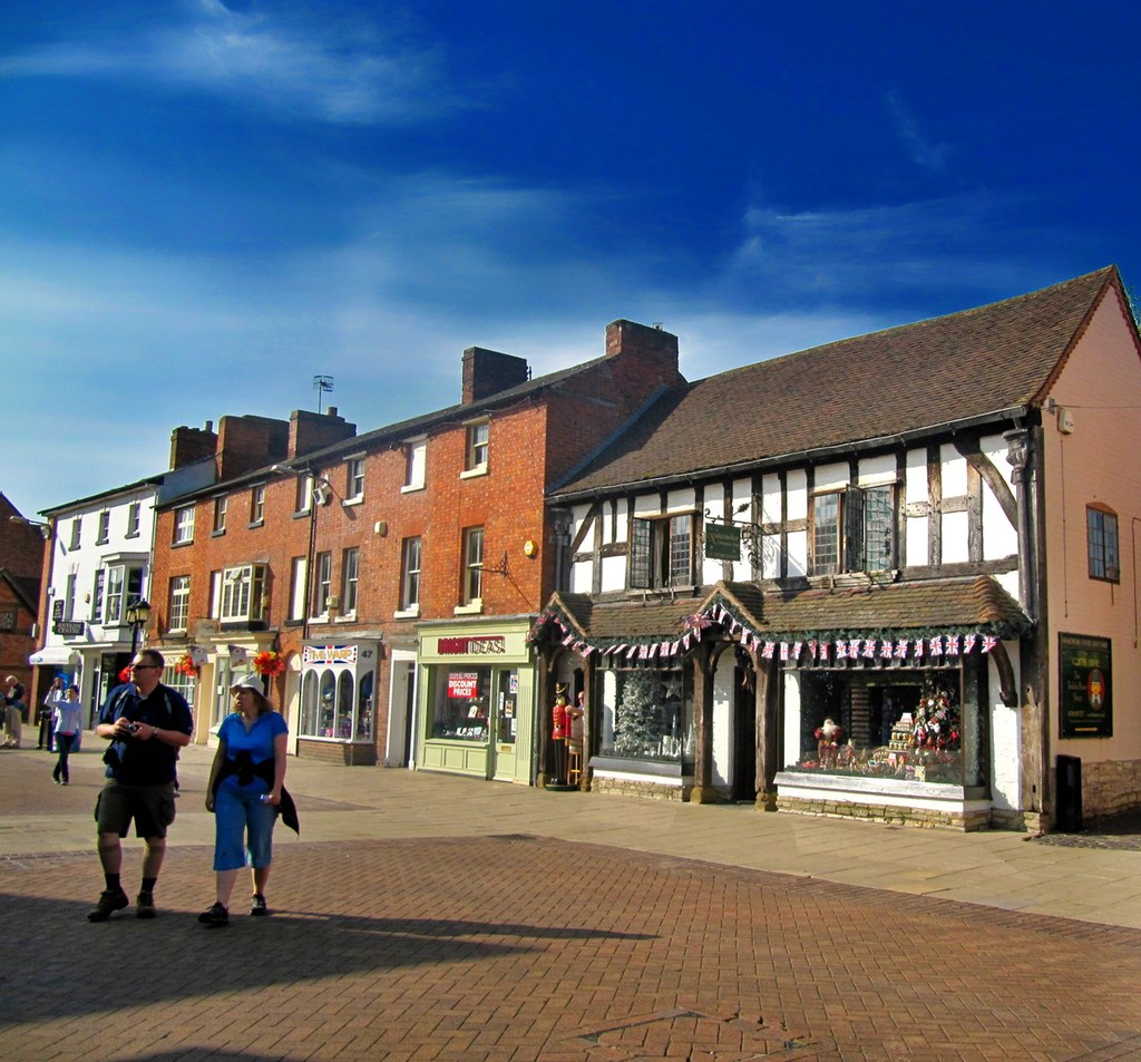 The Nutcracker Christmas gift shop, Henley Street, Stratford-upon-Avon. Credit Palickap