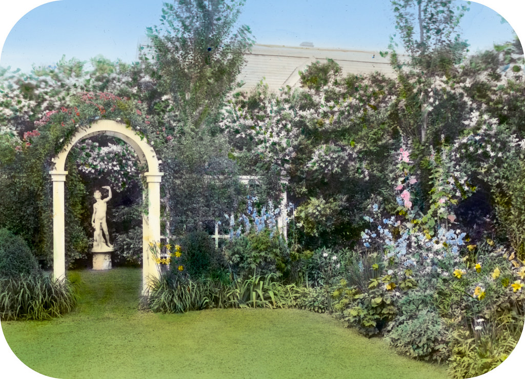 'Westlawn,' Edward Tiffany Dyer house, Great Plains Road, Southampton, New York. Rose arbor and statue