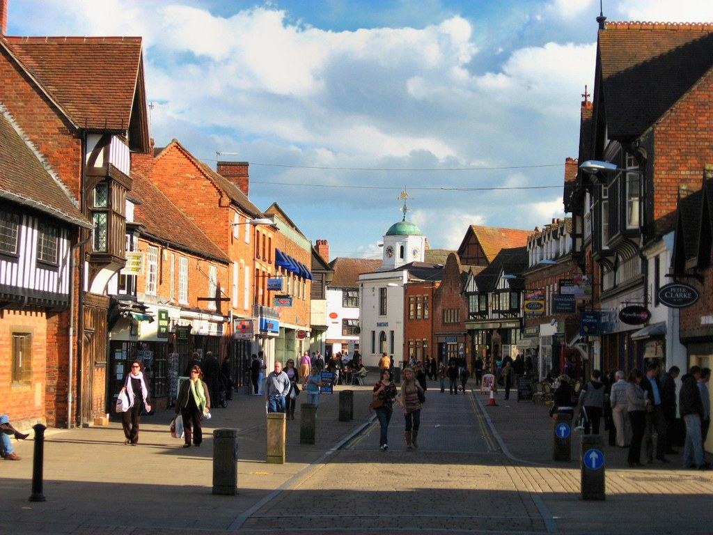 Henley Street, Stratford Upon Avon. Credit Gambitek