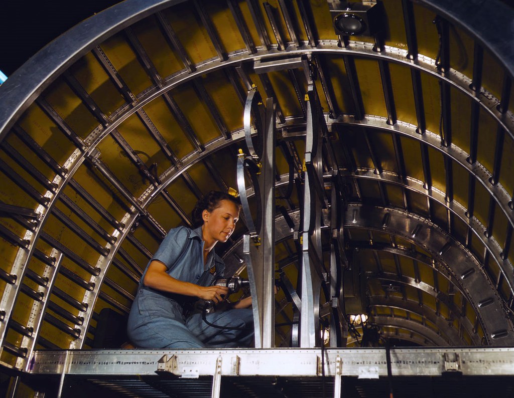 Production of B-24 bombers and C-87 transports, Consolidated Aircraft Corp., Fort Worth, Texas. Cabbie Coleman, former housewife, works at western aircraft plant