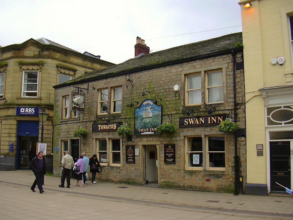 Thwaites The Swan Inn (Pub) St James Street Burnley, image credit Robert Wade