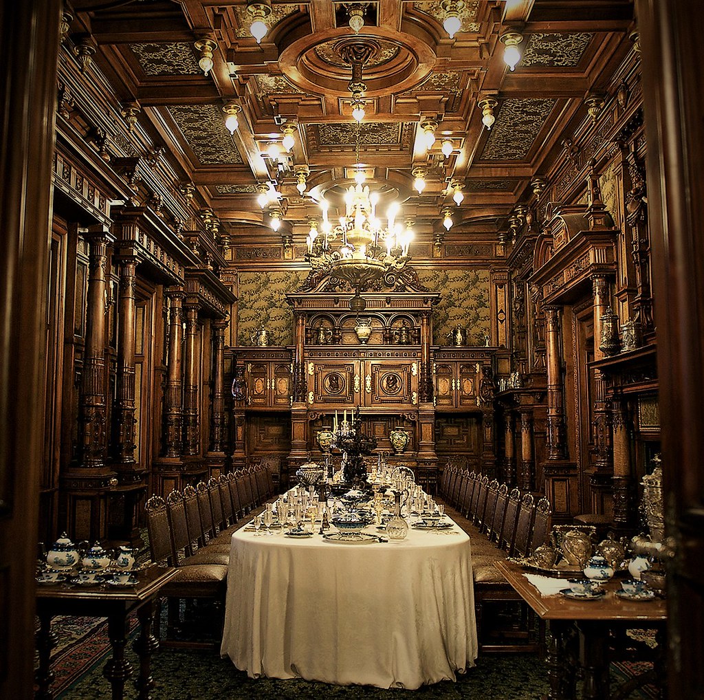 Peleş Castle interior. Credit Diana Popescu