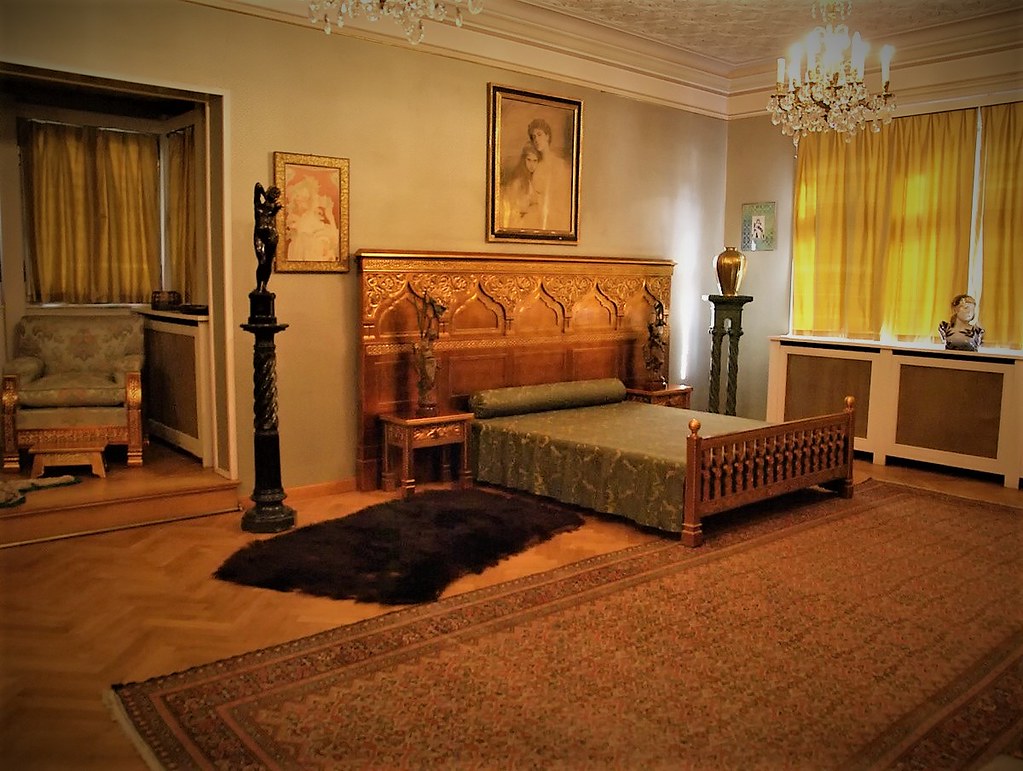 Pelisor Castle. Credit Gaspar Ros