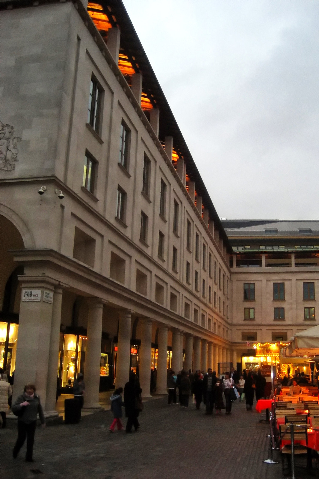 Covent Garden Piazza. Credit Wally Gobetz