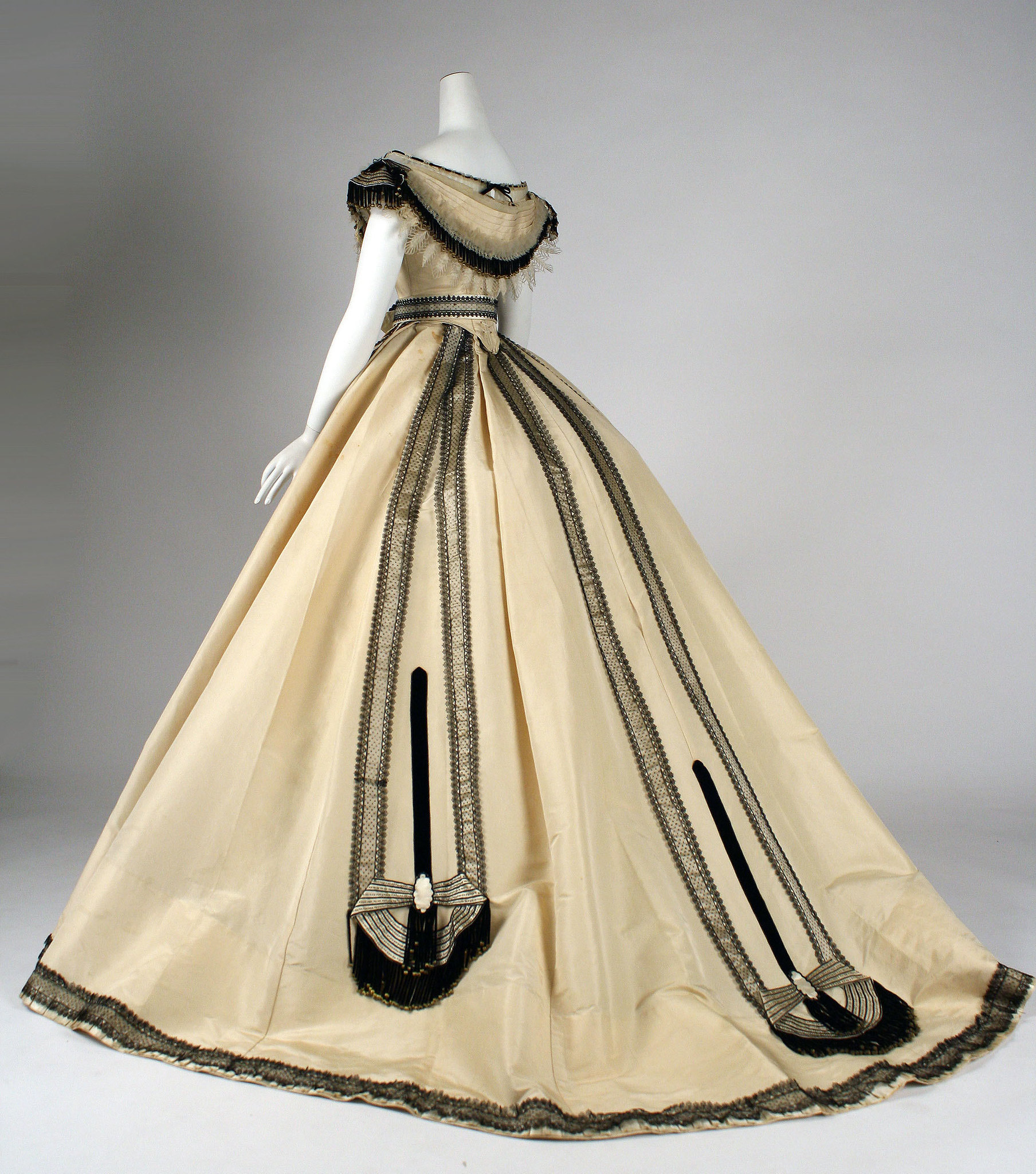 1864 Ball gown. French. Emile Pingat. Silk. metmuseum