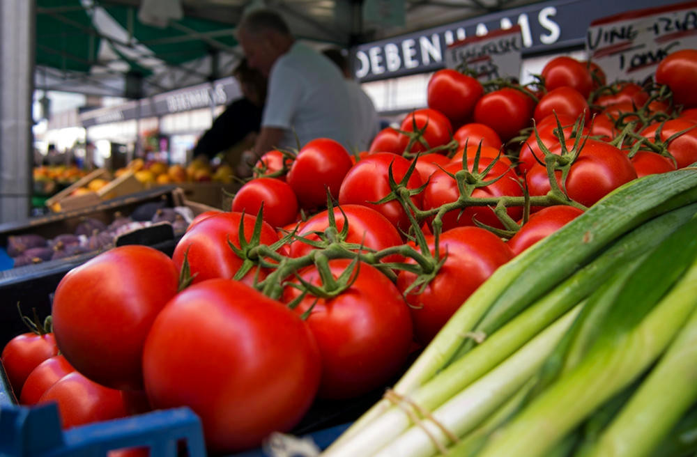 The market at Winchester. Credit Neil Howard, flickr