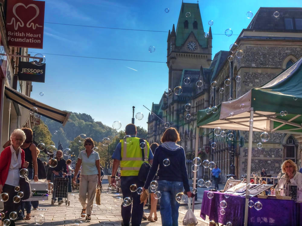 Shopping in the High Street, Winchester. Credit Neil Howard, flickr