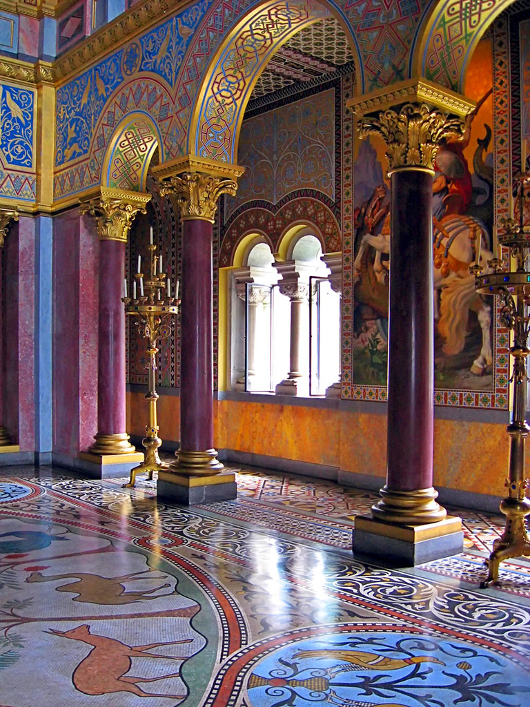 Neuschwanstein Throne Room. Credit Lokilech