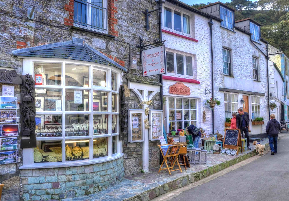 Lansallos Street, Polperro, Cornwall. Credit Baz Richardson, flickr