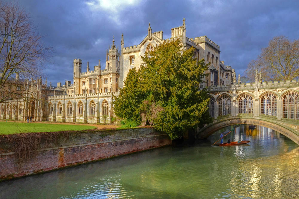 St John's College & Bridge of Sighs. Credit Baz Richardson, flickr