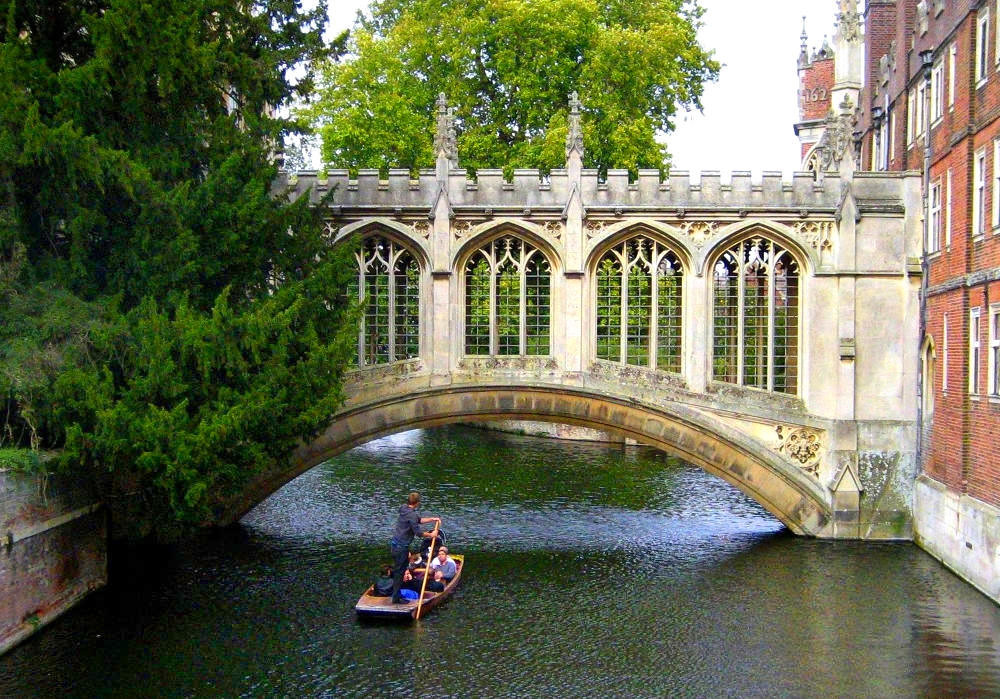 The Bridge of Sighs, Cambridge. Credit Baz Richardson, flickr