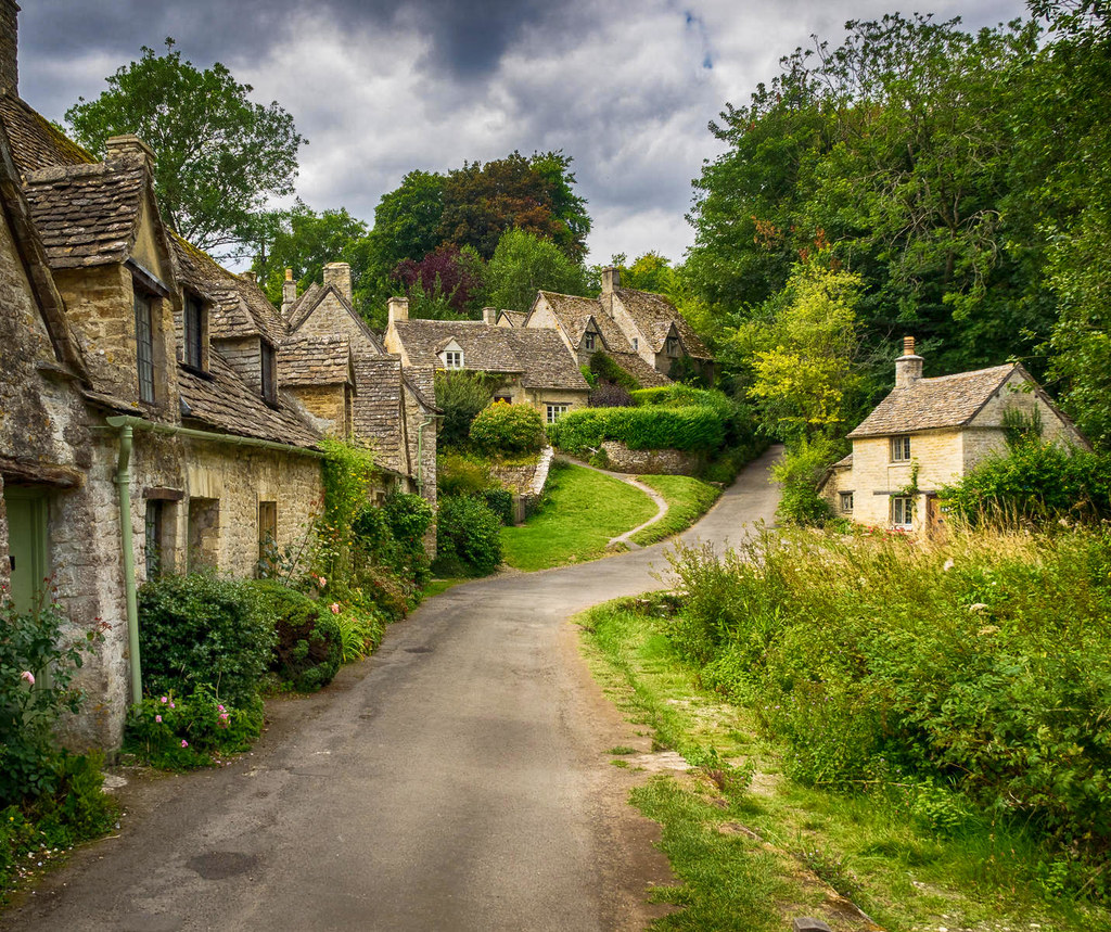 Arlington Row, Bibury, Gloucestershire. Credit Bob Radlinski, flickr