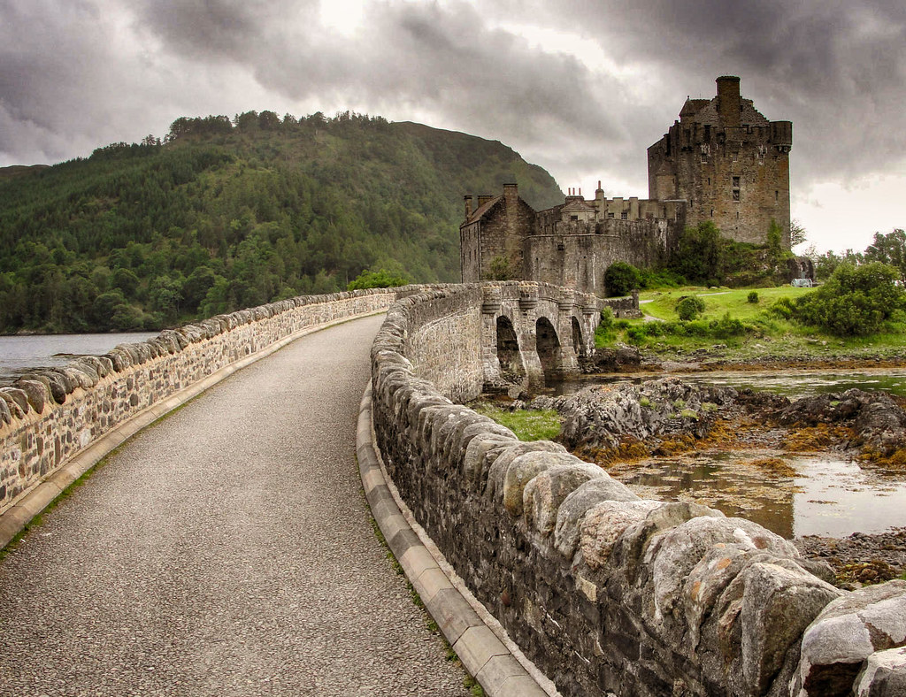 Eilean Donan, Scotland. Credit Nessy-Pic