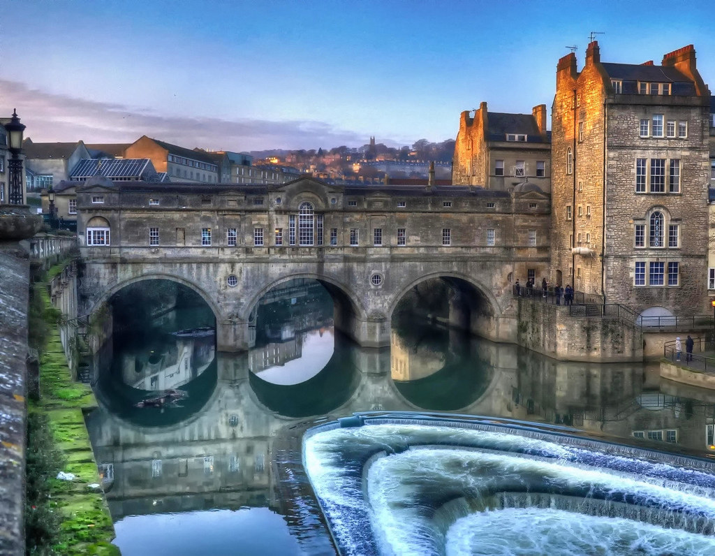 Pulteney Bridge & the River Avon, Bath. Credit Baz Richardson, flickr