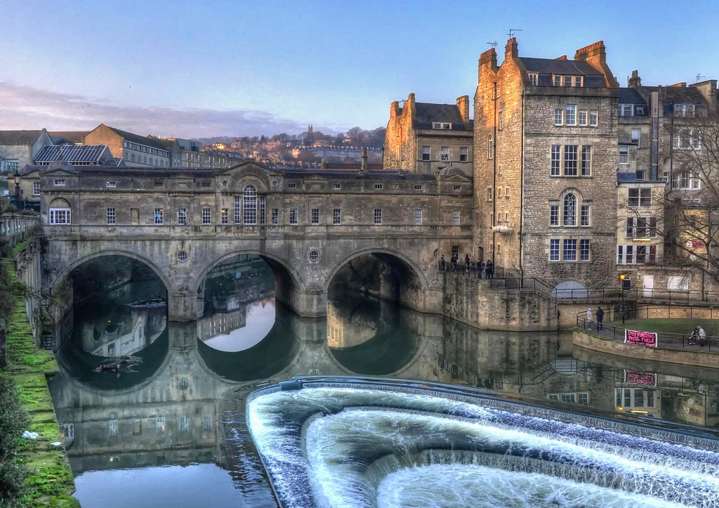 Pulteney Bridge, Bath. Credit Baz Richardson, flickr