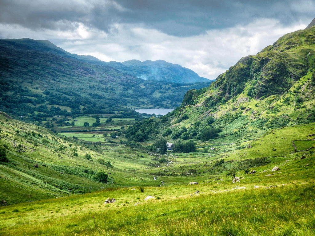 Pen-y-Gwryd pass, Snowdonia, Wales. Credit Bob Radlinski, flickr