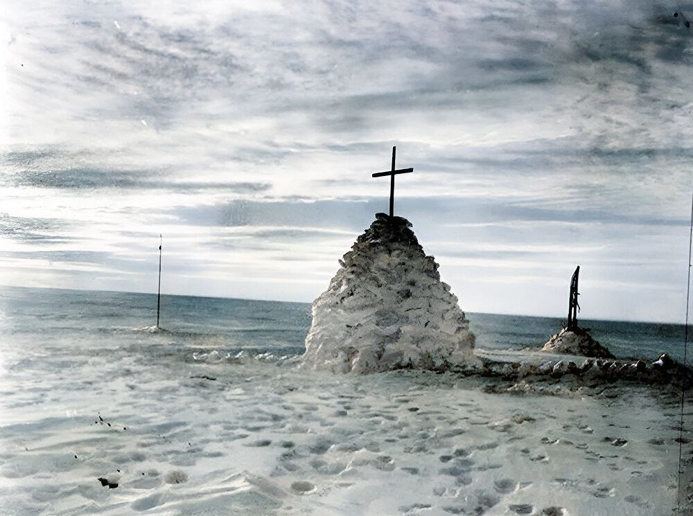 The grave of Robert Falcon Scott, Henry Robertson Bowers and Edward Adrian Wilson