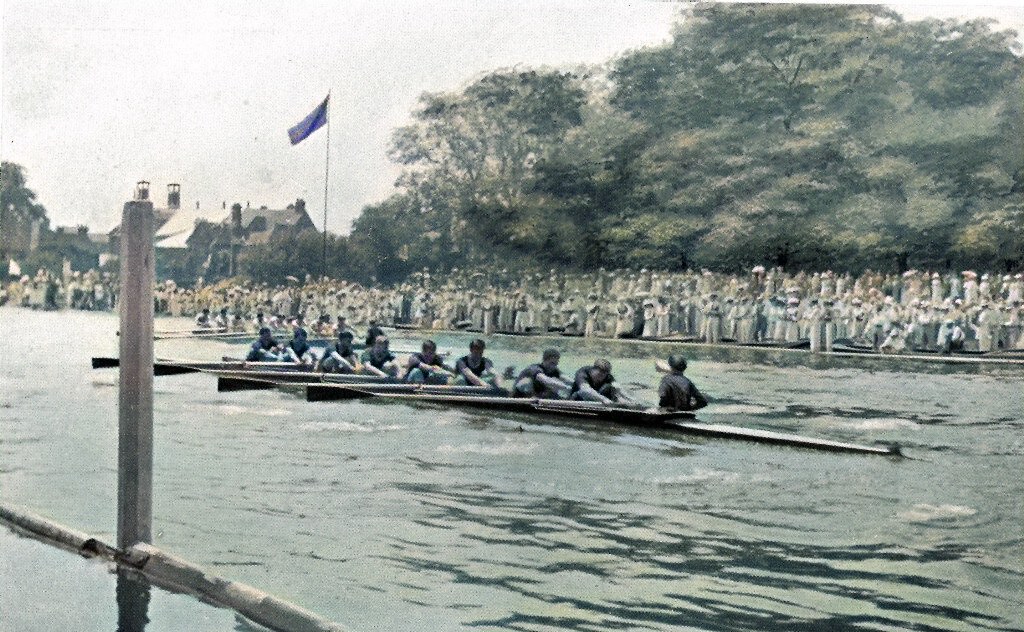 Leander Club v University of Pennsylvania, at Henley Regatta - B&W photo - July 1901