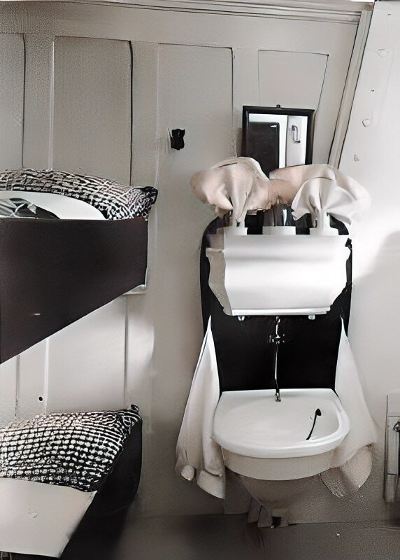 Third class cabin aboard Titanic