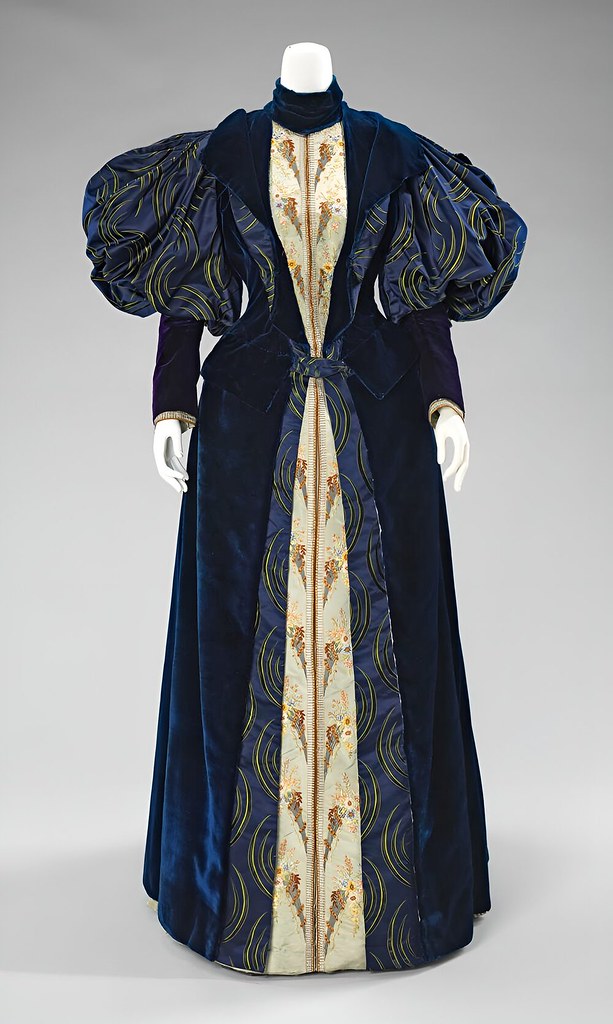 1895 Dress. French. Silk