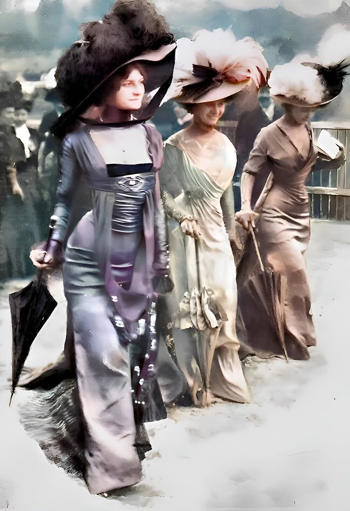 Ladies at the Hippodrome de Longchamp, Paris 1908