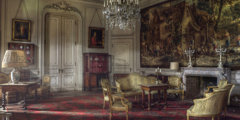 Abandoned Buildings — Stories Frozen in Time