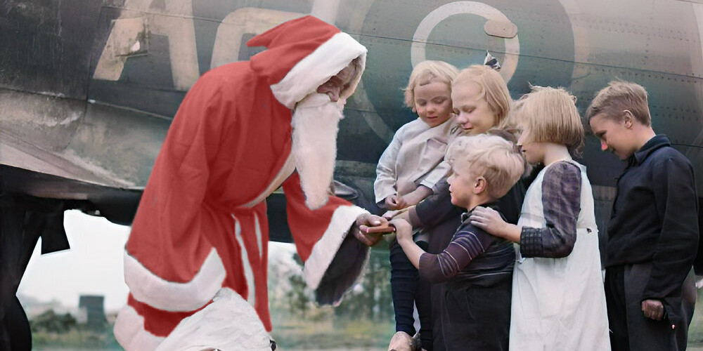 Celebrating Christmas in World War 2 - Keep Calm and Carry On